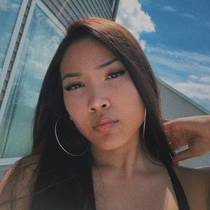 Meet your Posher, Rithy